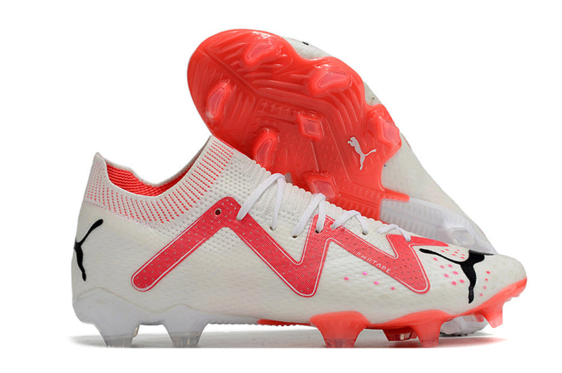 Bota de Fútbol Campo Puma Future Ultimate FG Blanca e Rosa "Breakthrought Pack"