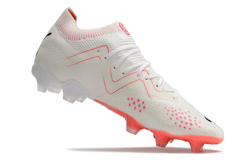 Bota de Fútbol Campo Puma Future Ultimate FG Blanca e Rosa "Breakthrought Pack"