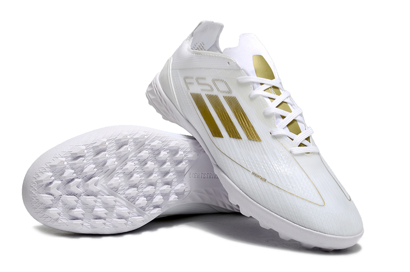 Bota de Fútbol para Césped Artificial Adidas F50 TF Blanca e Dourado "Day Spark Pack"