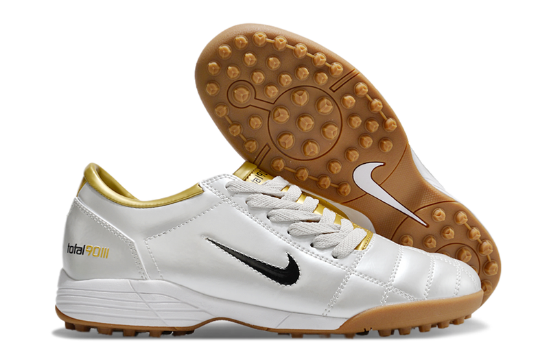 Bota de Fútbol para Césped Artificial Nike Total 90 TF Blanca e Dourada