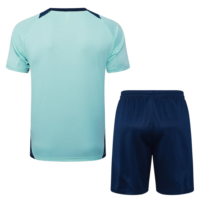 Conjunto Manchester United Entrenamiento 24/25 - Azul Turquesa