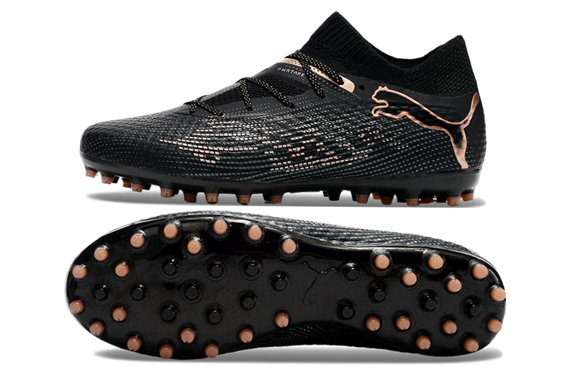 Bota de Fútbol para Césped Artificial Puma Future 7 MG Negra e Bronze "Eclipse Pack"