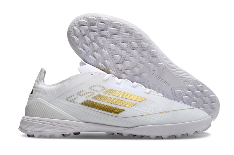 Bota de Fútbol para Césped Artificial Adidas F50 TF Blanca e Dourado "Day Spark Pack"